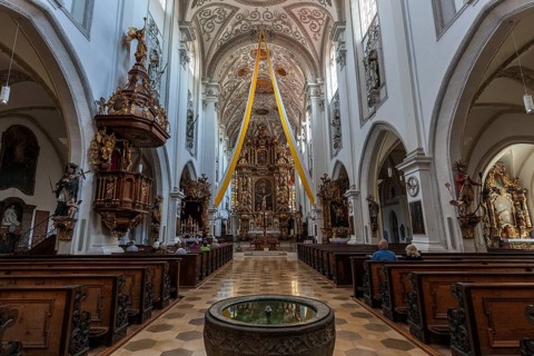 Interior and altar of the parish church of the Assumption of the Virgin Mary, Landsberg am Lech,