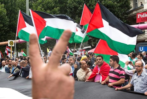 Al Quds Demo. Over 1000 people demonstrate against Israel's military attacks in the Gaza Strip,