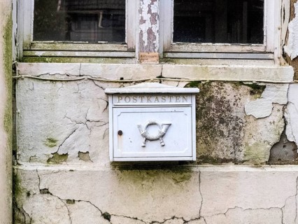 Old post box on a dilapidated house, Bad Harzburg, 19.10.2014., Bad Harzburg, Germany, Europe
