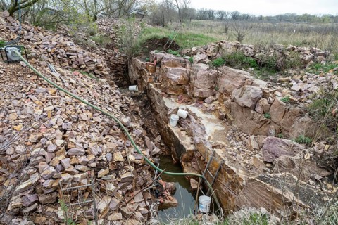 Pipestone, Minnesota, An active quarry at Pipestone National Monument. Native Americans have