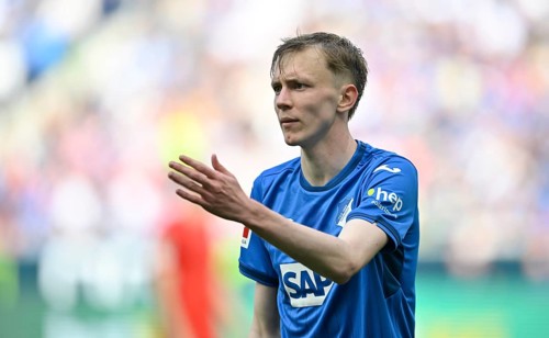 Maximilian Beier TSG 1899 Hoffenheim (14) Gesture, Gesture, PreZero Arena, Sinsheim,