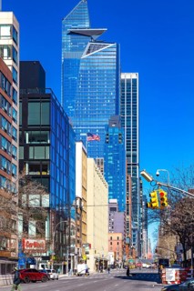 The Edge is the name of New York's highest viewing platform on the skyscraper at 30 Hudson Yards,