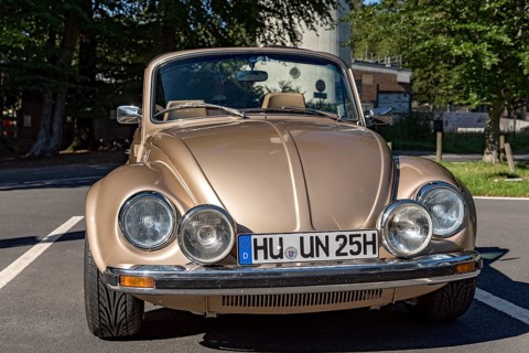 Oldtimer Volkswagen VW Beetle Cabriolet, convertible, restored, refined, number plate changed, car