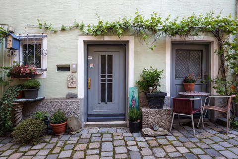 House entrance, Ledergasse, Landsberg am Lech, Upper Bavaria, Bavaria, Germany, Europe