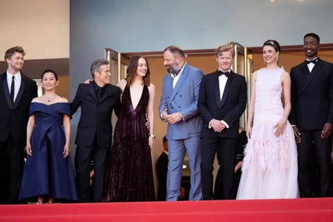 Cannes, France, 17.5.2024: Joe Alwyn, Hong Chau, Willem Dafoe, Emma Stone, Yorgos Lanthimos, Jesse
