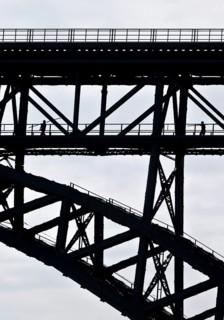 Muengsten Bridge with railway workers, highest railway bridge in Germany between Solingen and