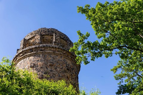 Winery at the Goldener Wagen. The Bismarck Tower in Radebeul, also known as the Bismarck Column, is