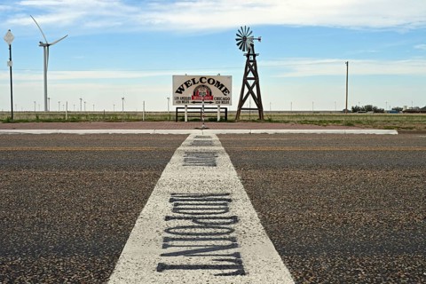 Midpoint or the halfway point on Route 66 between Los Angeles and Chicago, Adrian, Texas