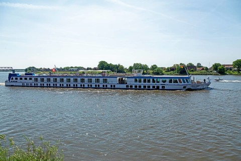 Cruise ship Swiss Ruby leaves Lauenburg, Schleswig-Holstein, Germany, Europe
