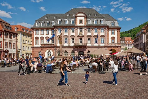 Heidelberg Town Hall on the Town Hall Square, Rathausplatz with the Hercules Fountain, Heidelberg,