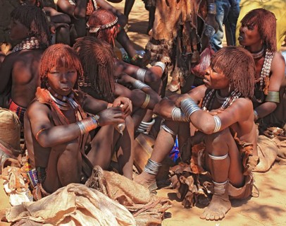 South Ethiopia, Omo region, in the village of Turmi, young girls from the Hamar, Hamer, Hamma,