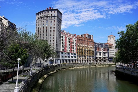On the way in Bilbao, province Bizkaia, Basque Country, Spain, Europe, City view with a river