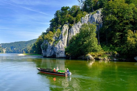 Zille, Ferry in the Danube Gorge, Weltenburger Enge, Gorge, Upper Jura, Weltenburg, Kelheim on the