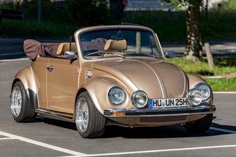 Oldtimer Volkswagen VW Beetle Cabriolet, convertible, restored, refined, number plate changed, car
