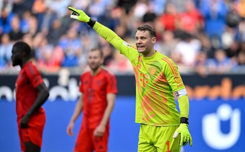 Goalkeeper Manuel Neuer FC Bayern Muenchen FCB (01) Gesture, gesture, PreZero Arena, Sinsheim,