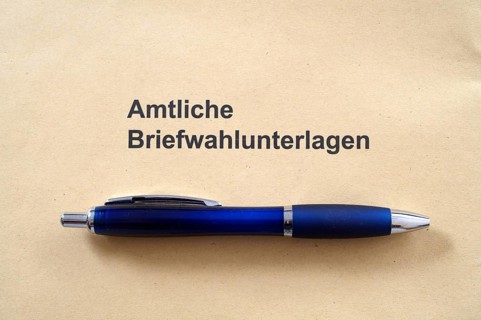 Biros on envelope, postal vote, official postal voting documents, election, parliamentary election,
