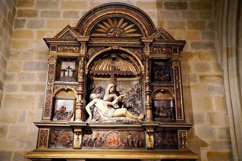 The Iglesia de San Anton church on the Nervion river in Bilbao, An artistically crafted wooden