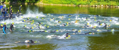 Swim start, triathlon, Danube, Ulm, Swabia, Baden-Wuerttemberg, Germany, Europe