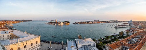 Panorama, evening mood, Doge's Palace and St Mark's Square, Isola di San Giorgio Maggiore with San