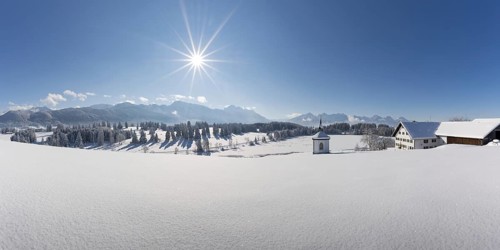 Chapel at Hegratsrieder See, near Fuessen, Ostallgaeu, Allgaeu, Bavaria, Germany, Europe