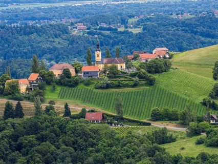 Church in a hilly landscape, vineyards, view from the Demmerkogel lookout point, St. Andrae-Hoech,