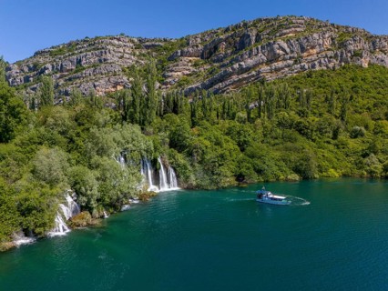 Roski Waterfall, Roski Slap, tourist boat, Krka National Park, Krka Waterfalls, Dalmatia, Croatia,