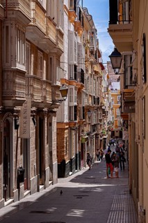 Small alley in the old town of Cadiz, Andalusia, Spain, Europe