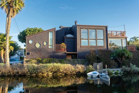 A house at the Venice Canal in Los Angeles, California