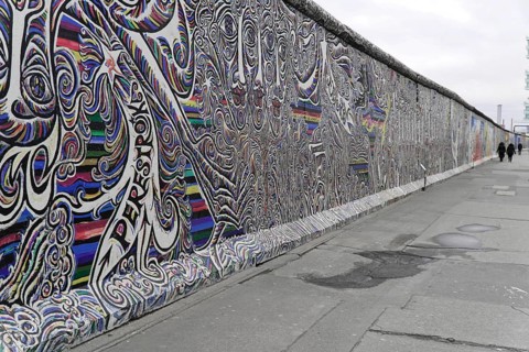 Graffiti on the Berlin Wall in the East Side Gallery, Berlin, Germany, Europe, Abstract graffiti
