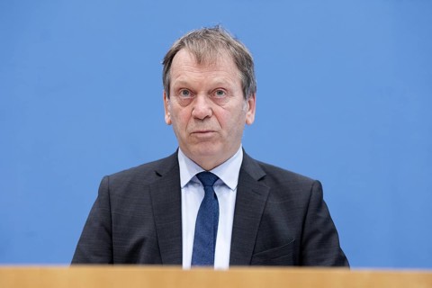 Prof. Dr Hans-Martin Henning, Chairman of the Expert Council for Climate Issues (ERK), recorded
