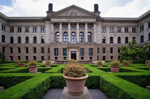 Garden and building with main portal Bundesrat, Berlin, Germany, Europe
