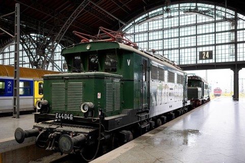 Class E44 electric locomotive, Deutsche Reichsbahn DR, museum track 24 with historic trains,