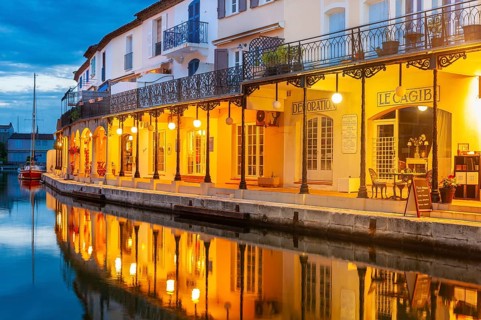 Townscape at the Pont principal du port grimaud, Port Grimaud, Var, Provence-Alpes-Cote d Azur,
