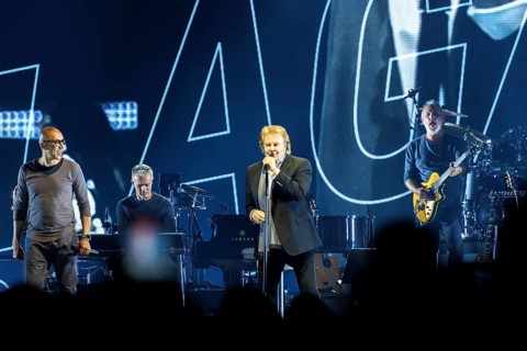 Howard Carpendale live on Let's Do It Again! Tour at the Berlin Uber Arena on 31.05.2024