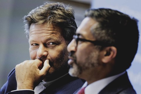 (L-R) Robert Habeck (Alliance 90/The Greens), Federal Minister of Economics and Climate Protection