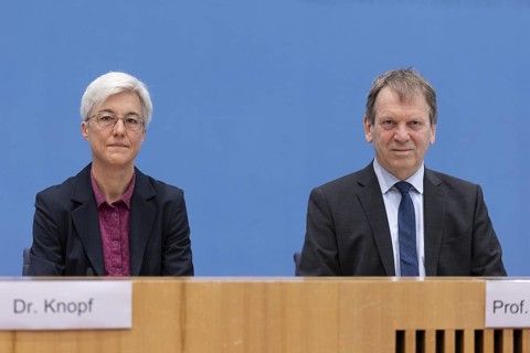 Prof. Dr Hans-Martin Henning, Chairman of the Expert Council for Climate Issues (ERK) and Dr