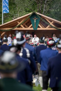 Patron saint's day, mountain marksmen, customs, traditional traditional costume, cardinal, catholic