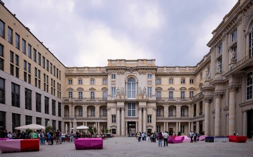 Humboldt Forum, City Palace, Berlin Palace, Schlueterhof, cafe, tourists, visitors, Berlin,