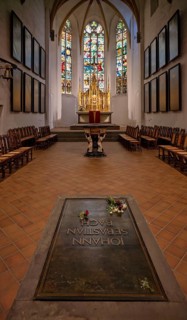 Tomb of Johann Sebastian Bach, neo-Gothic Jesus altar returned in 2016, painting by