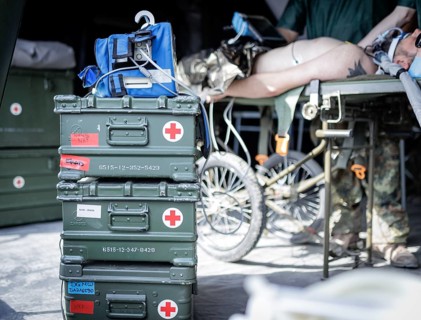 Medical equipment of the Bundeswehr medical service during a simulated treatment of the wounded