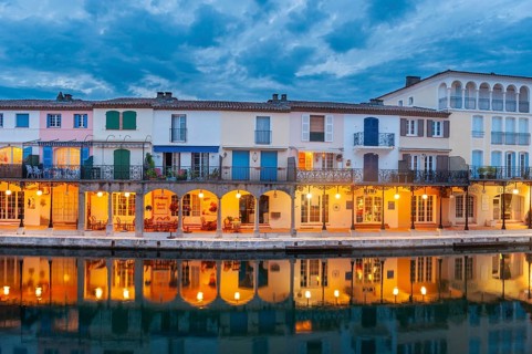 Townscape at the Pont principal du port grimaud, Port Grimaud, Var, Provence-Alpes-Cote d Azur,