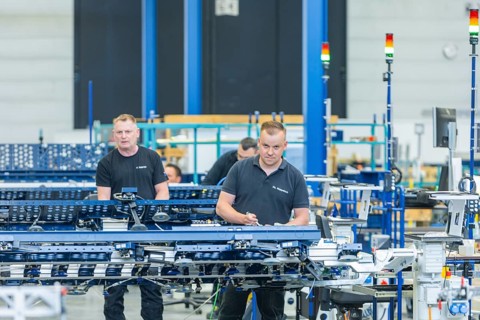 Minister President Michael Kretschmer visited TRUMPF Sachsen SE in Neukirch. After being welcomed