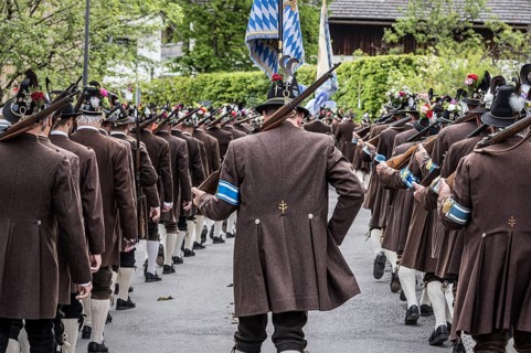 Patron saint's day, mountain marksmen, customs, traditional traditional costume, parade, Lenggries,