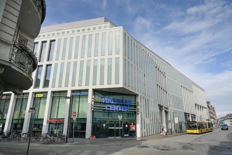 Haerder Centre, Koenigstrasse, Luebeck, Lower Saxony, Germany, Europe