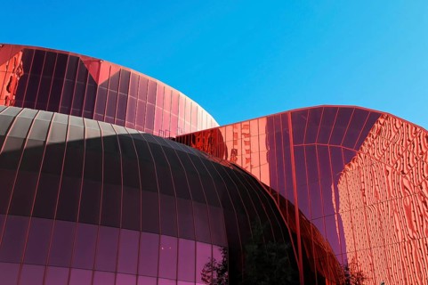 Las Vegas, Nevada, USA, North America, Building with red, wavy glass facade and reflections under