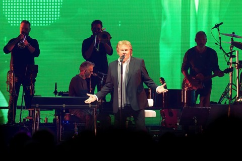 Howard Carpendale live on Let's Do It Again! Tour at the Berlin Uber Arena on 31.05.2024