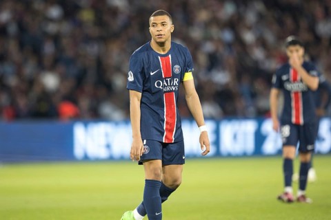 Football match, captain Kylian MBAPPE' Paris St. Germain looking a little exhausted, Parc des