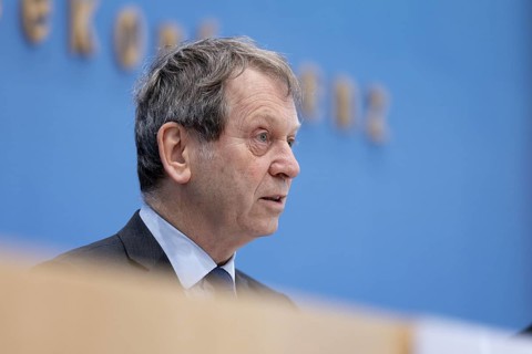 Prof. Dr Hans-Martin Henning, Chairman of the Expert Council for Climate Issues (ERK), recorded