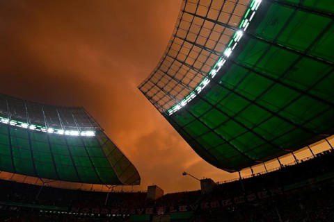 Grandstand roof, thunderstorm, thunderstorm atmosphere, dark clouds, threatening, 81st DFB Cup