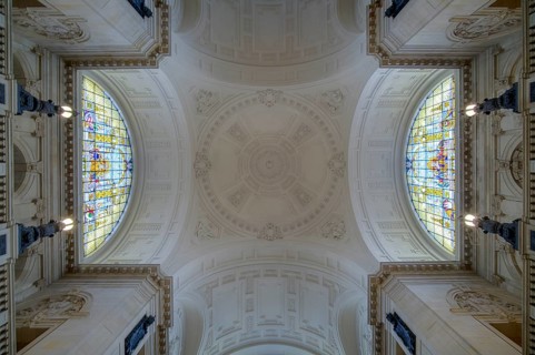 Interior view, view into the dome, semicircular window, domed hall, Federal Administrative Court,
